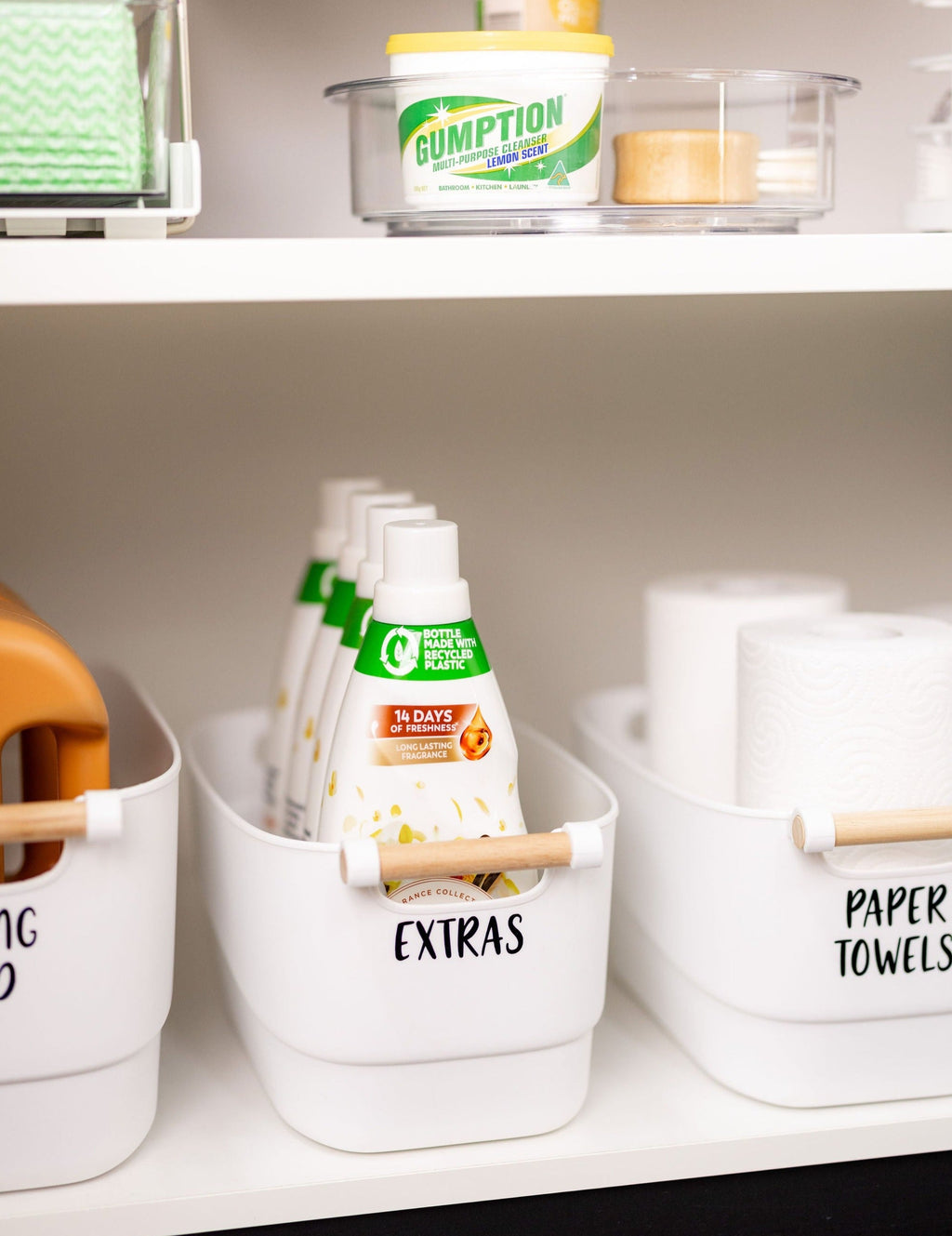 Medium White Storage Tub with Wooden Handle (6 Pack)